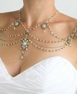 Shoulder piece jewelery,Necklace on Shoulders Pearls Crystals - Ella